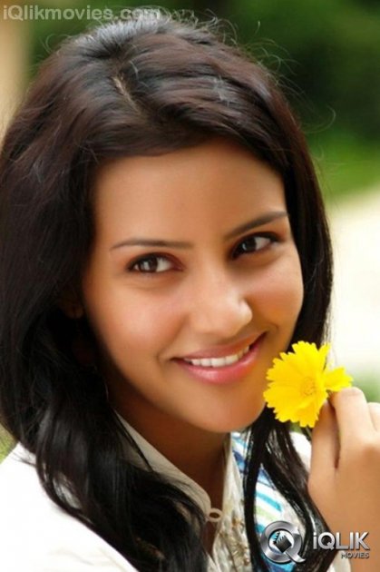 Priya-Anand